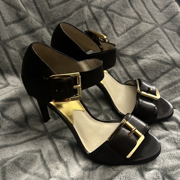 Brown heels - Picture 8 of 9